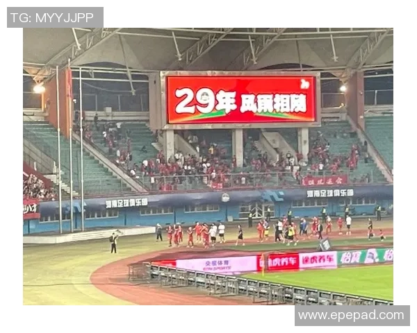 为我们的篮球队庆祝生日愿你们在赛场上继续辉煌与团结